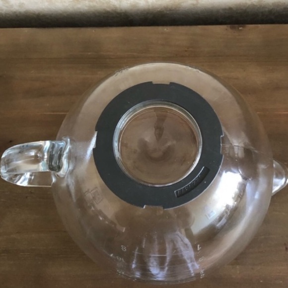 KitchenAid glass mixer bowl - Picture 5 of 8